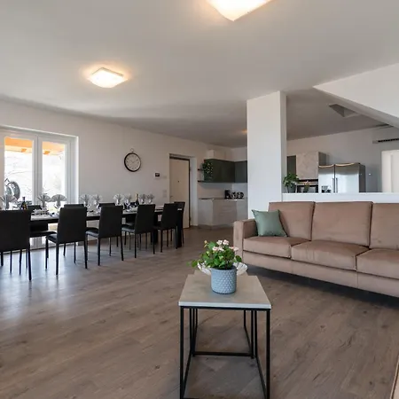 Dei Venti South By Curtiaffitti *