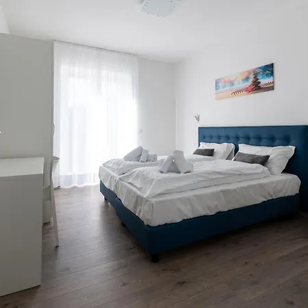 Dei Venti South By Curtiaffitti Pianello Del Lario