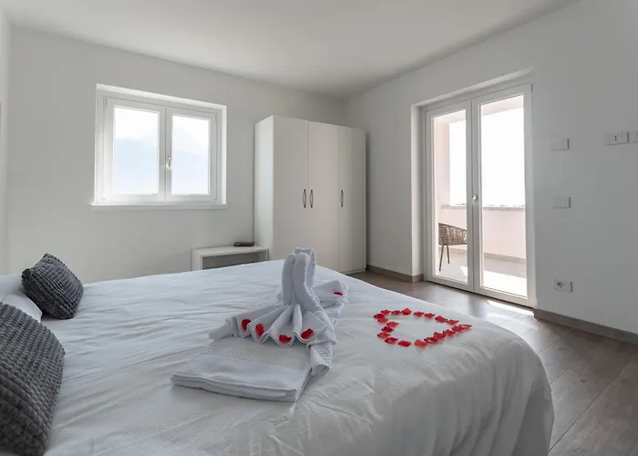 Вилла Dei Venti South By Curtiaffitti