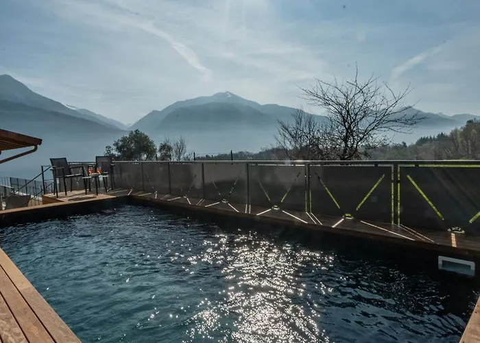 Dei Venti South By Curtiaffitti * Pianello Del Lario