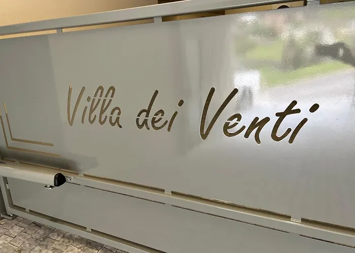 Dei Venti South By Curtiaffitti