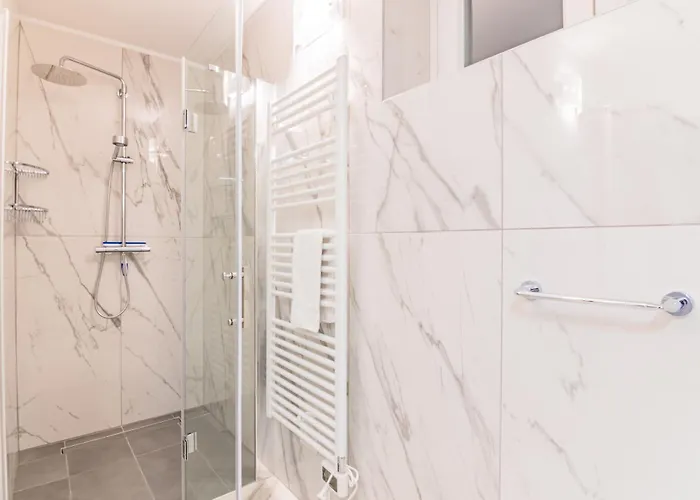 Вилла Dei Venti South By Curtiaffitti Pianello Del Lario