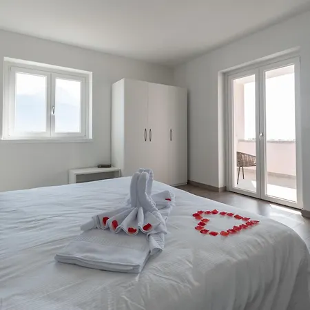 Villa Dei Venti South By Curtiaffitti